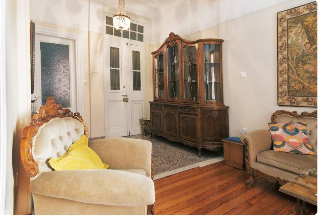 Neoclassical House In The Center Of Athena Bagian luar foto