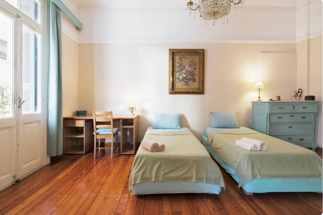 Neoclassical House In The Center Of Athena Bagian luar foto